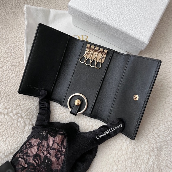 Auth Dior Quilted Logo Charm Key Holder Wallet - Black w/ Gold Hardware - Picture 2 of 13